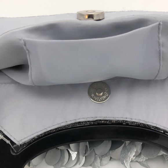 MATTINA T. Purse. - Picture 6 of 8